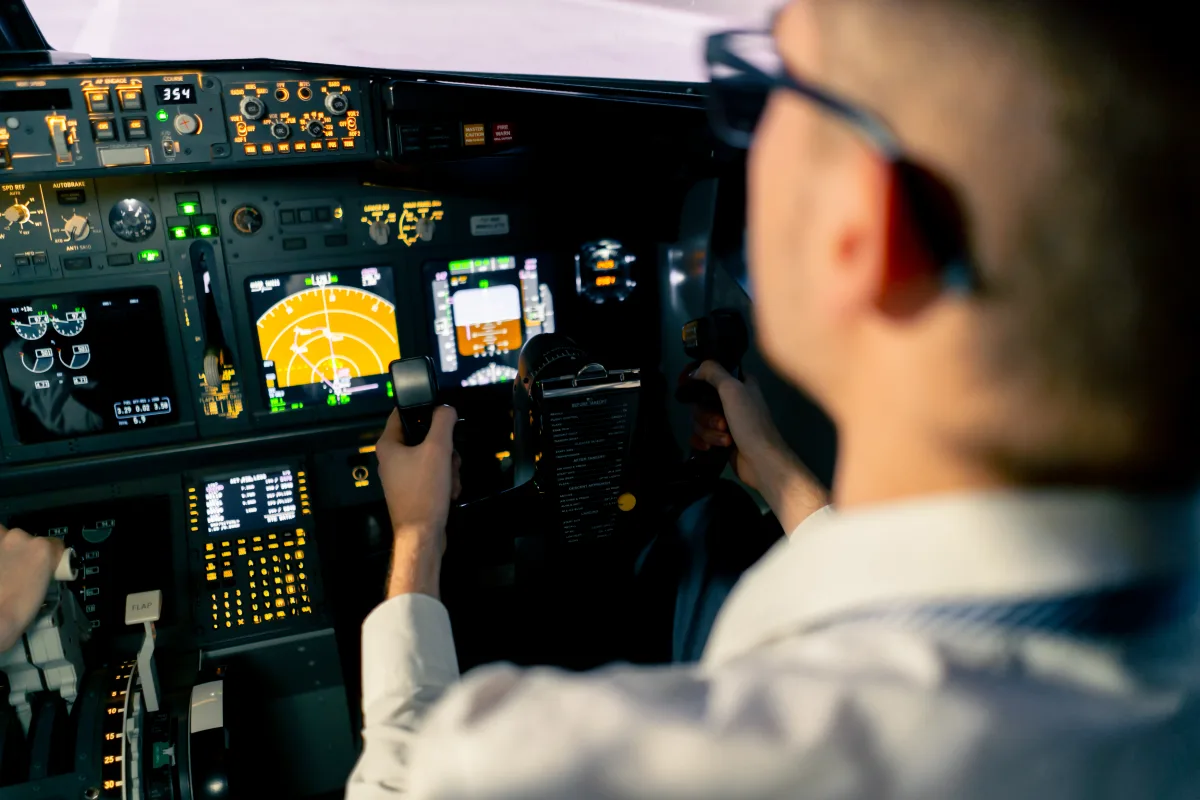 Synthetic Vision Technology — wie moderne Avionik Leben rettet