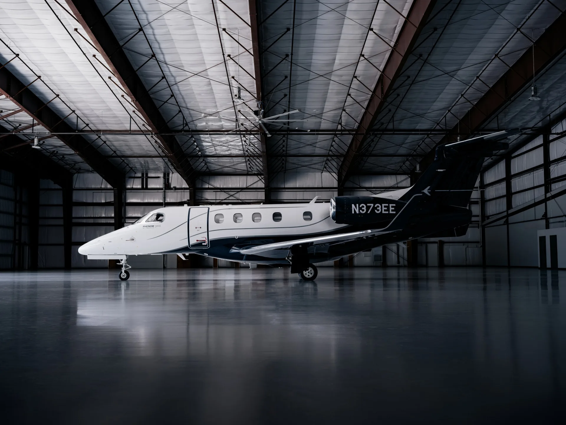 Embraer Phenom 300E