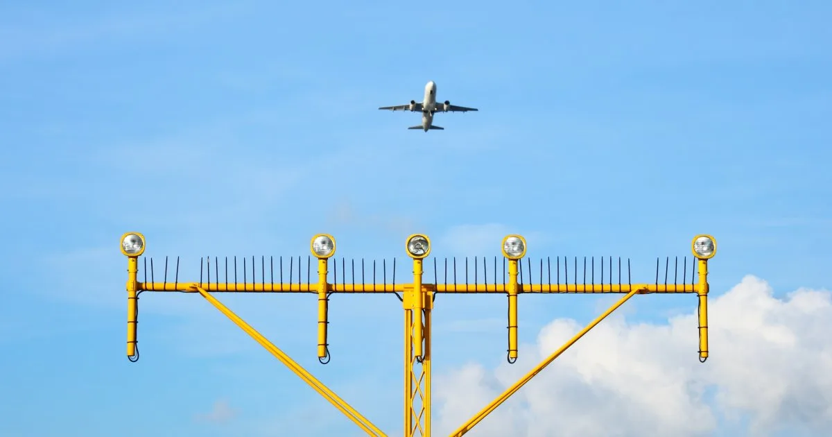 ILS, RNAV, RNP — moderne Anflugverfahren im Detail erklärt - Aircraft Wissen für Einsteiger