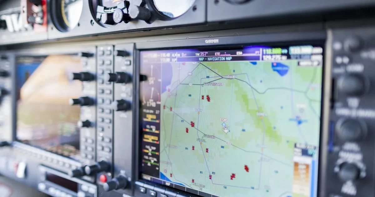 Glascockpit vs. Analoginstrumente — Vor- und Nachteile für Piloten - Aircraft Wissen für Einsteiger