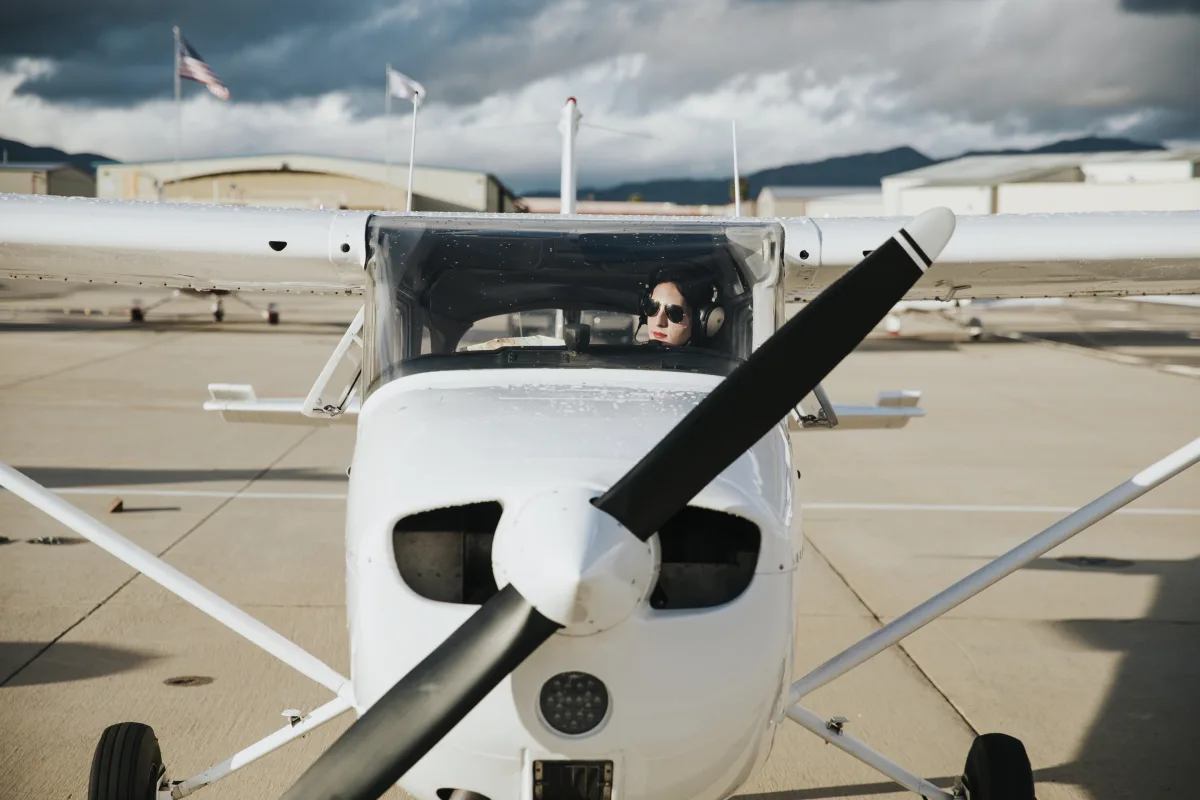 Hochdecker vs. Tiefdecker — aerodynamische Unterschiede mit Praxisbezug - Aircraft Wissen für Einsteiger
